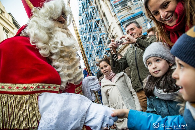 Ensemble de costumes de Père Noël, Père Noël, Sinterklaas, chapeau